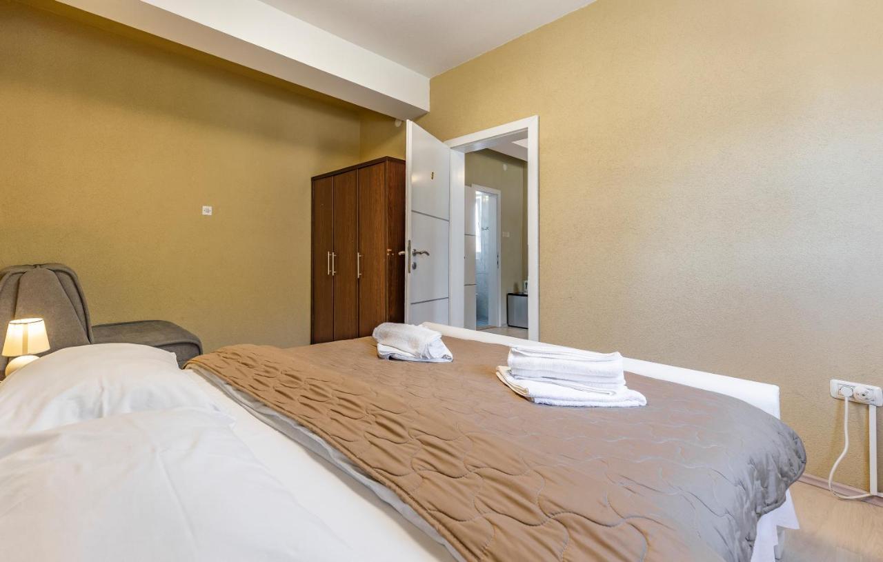 Rooms Giovanni Medulin Exterior photo